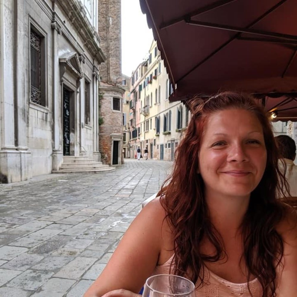 Meet your Posher, Julie